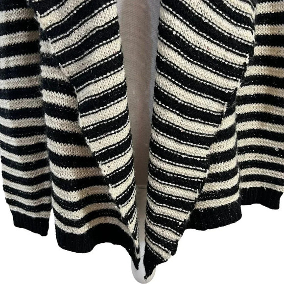 Another Story NYC Studio Shrug Cardigan Sweater Large Black and White Sequin - Picture 5 of 9